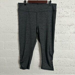 Gaiam Womens Plus Cropped Athletic Leggings 1X Heathered Gray Ruched Leg BC2